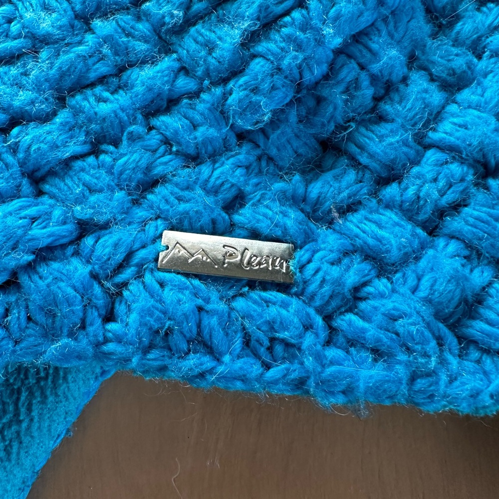 Winter Hat ❄️💙 - Picture 2 of 8